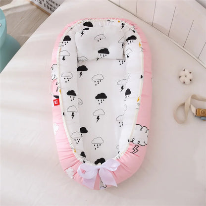 Breathable and detachable cotton portable crib, baby nest, baby pillow, travel crib