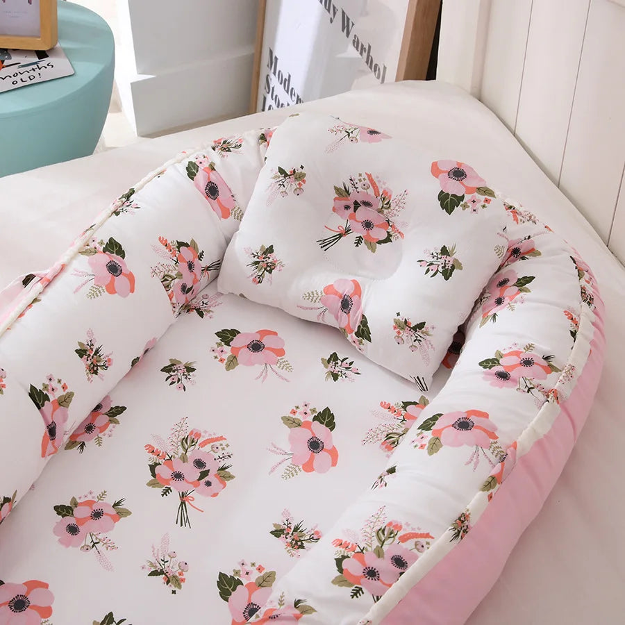 Breathable and detachable cotton portable crib, baby nest, baby pillow, travel crib