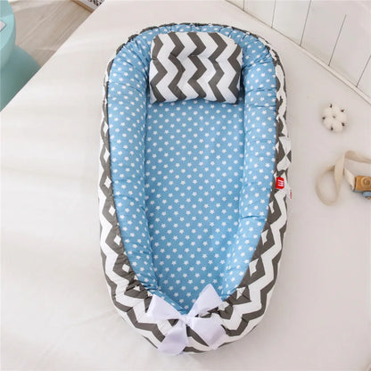 Breathable and detachable cotton portable crib, baby nest, baby pillow, travel crib