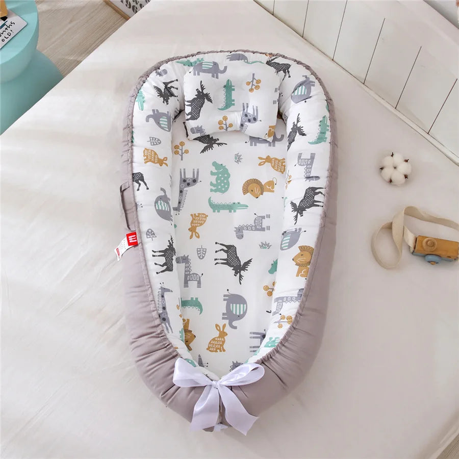 Breathable and detachable cotton portable crib, baby nest, baby pillow, travel crib