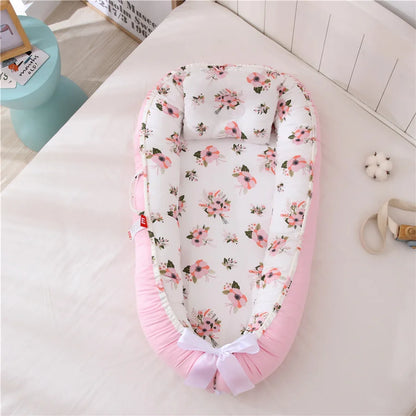 Breathable and detachable cotton portable crib, baby nest, baby pillow, travel crib