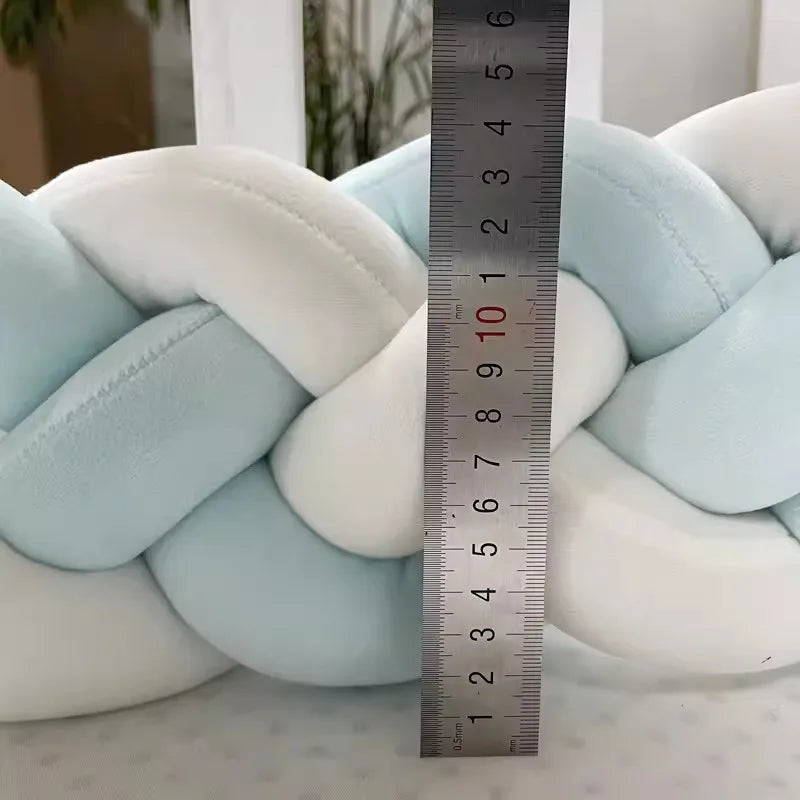 4 Knotted 2-4M Tresse De Lit Crib Bumper Skin-Friendly Fabric Baby Room Decor Handmade Cushion Knotted Braid Pillow Soft Pad