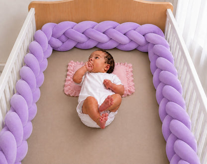 Tour de lit tressé violet pour bébé